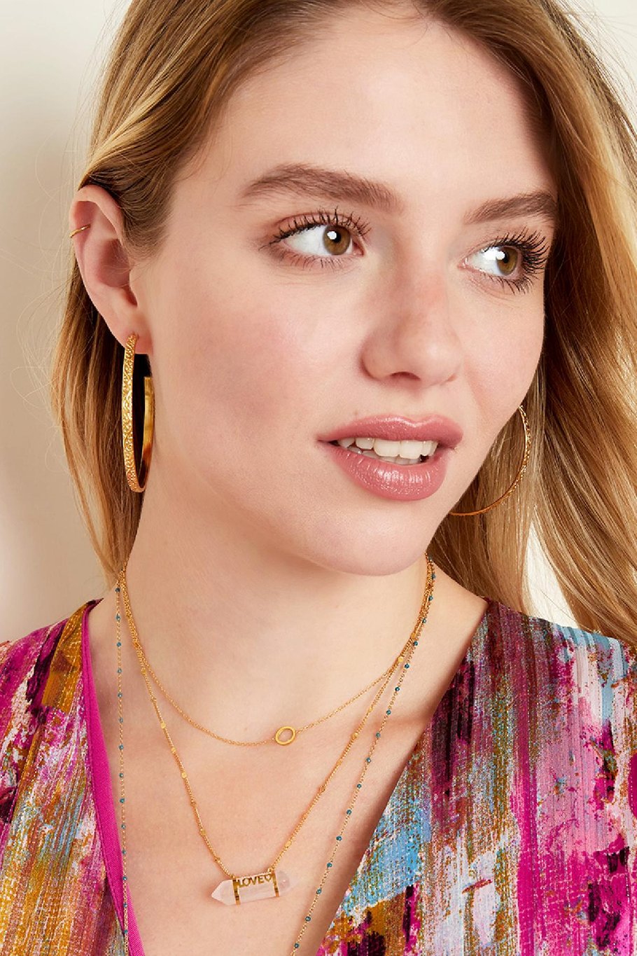 Minimalistic necklace open circle Gold Color Stainless Steel Picture2